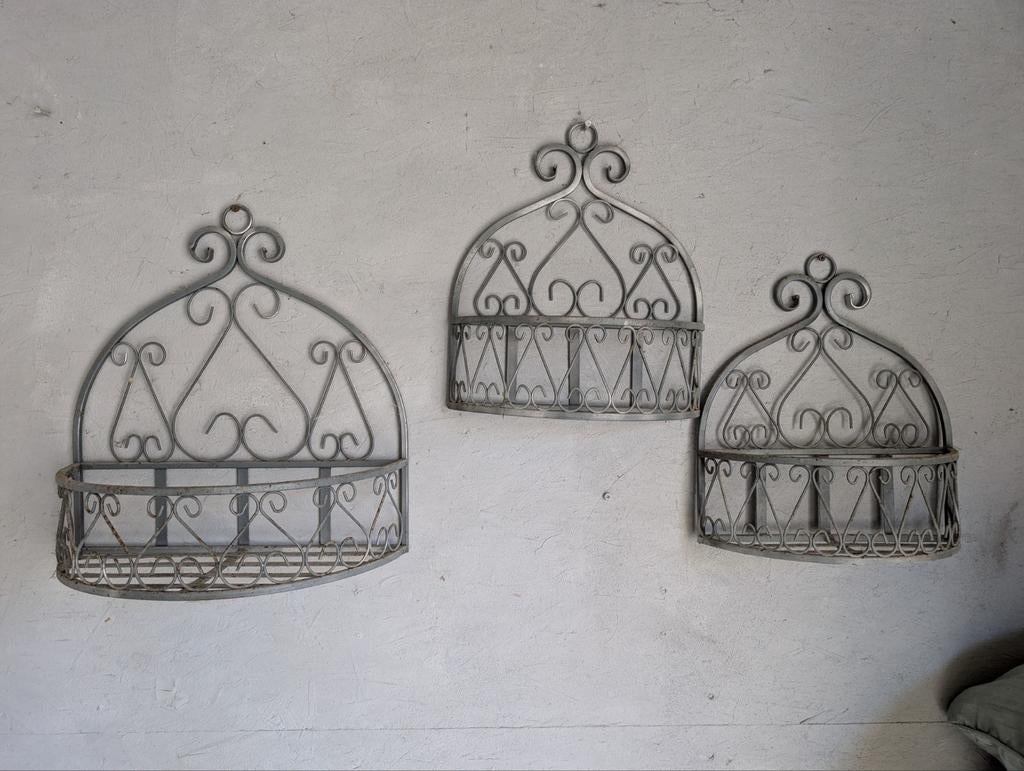 3 ijzeren mandjes baskets, Ophalen of Verzenden, Gebruikt, Overige vormen, Overige materialen