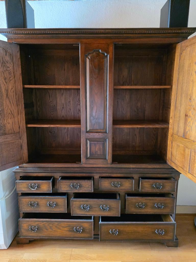 Mooie ,stevige massief houten kast, Huis en Inrichting, Kasten | Kledingkasten, Ophalen, Gebruikt, Met deur(en), 200 cm of meer