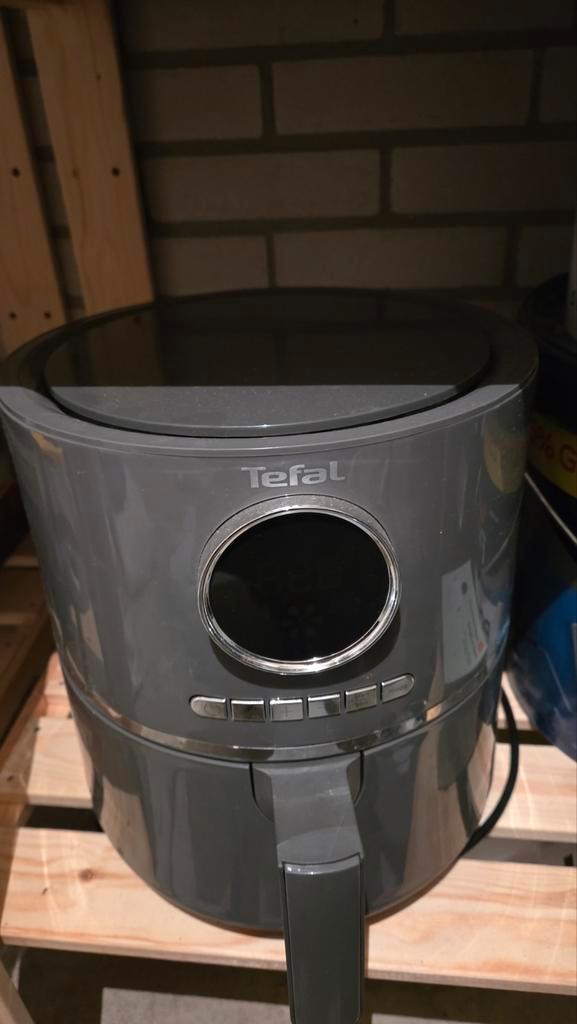 Tefal Airfryer - Compact en Efficiënt, Witgoed en Apparatuur, Airfryers, Zo goed als nieuw, Airfryer, 1000 t/m 1499 gram, Ophalen