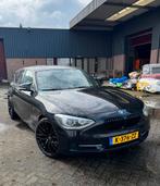 BMW 1-Serie 116I sport (volledig dealer onderhouden), 1-Serie, Zwart, 4 cilinders, Zwart
