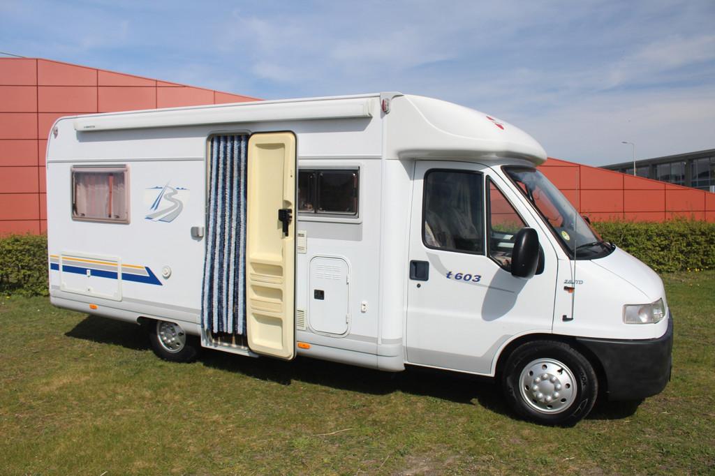 Burstner t603 2.8 Jtd (2002) 128 PK, Frans bed., Caravans en Kamperen, Bedrijf, Bürstner, 6 tot 7 meter, Half-integraal