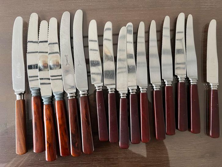 Vintage messen met bakelieten handvatten, Antiek en Kunst, Antiek | Bestek, Ophalen of Verzenden