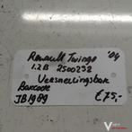 Renault Twingo 1.2 2004 2500232  Versnellingsbak  bakcode :