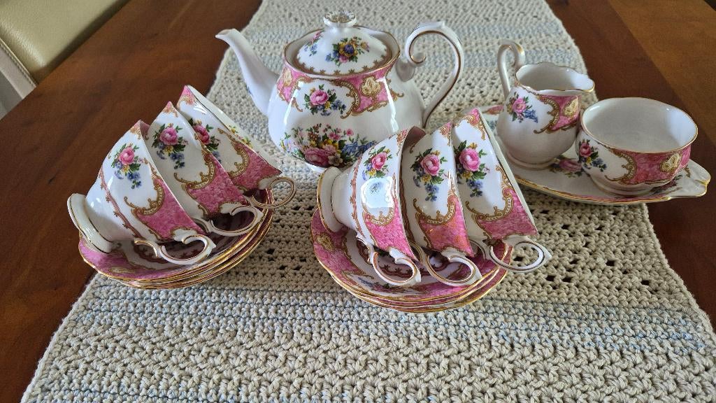 Royal Albert, Ophalen, Gebruikt, Porselein, Kop en/of schotel