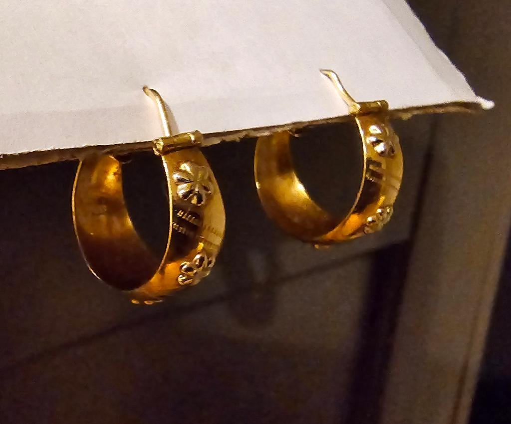 18 karaat gouden Creolen, Ophalen of Verzenden, Goud, Goud, Hangers