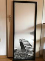 Zwart-wit fotoprint van steiger aan meer., Ophalen, Gebruikt