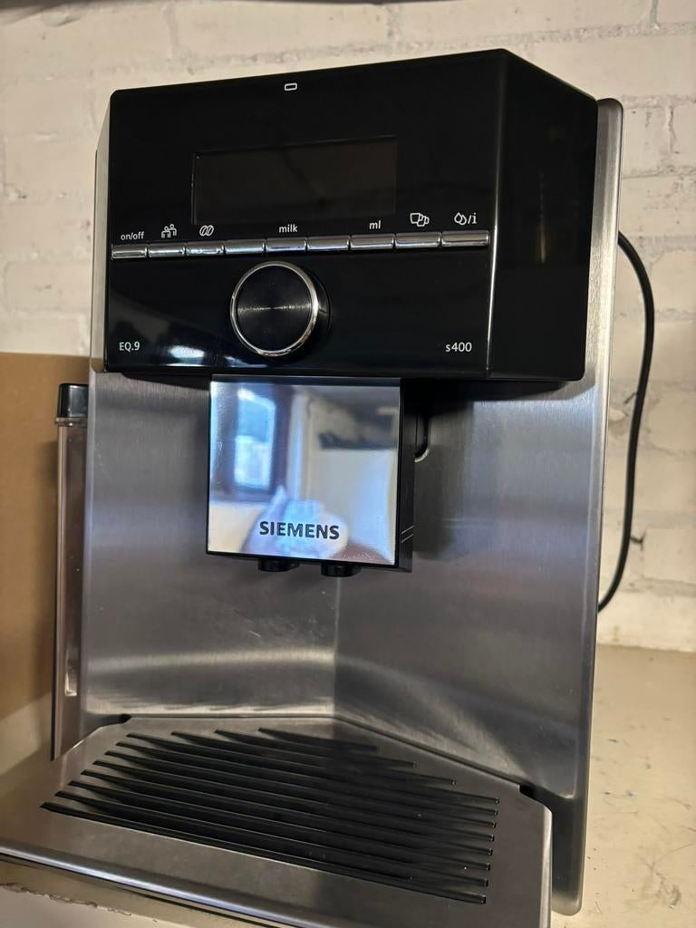 Siemens EQ.9 S400 espressomachine – lekkende keramische klep, Ophalen, Gebruikt, Espresso apparaat
