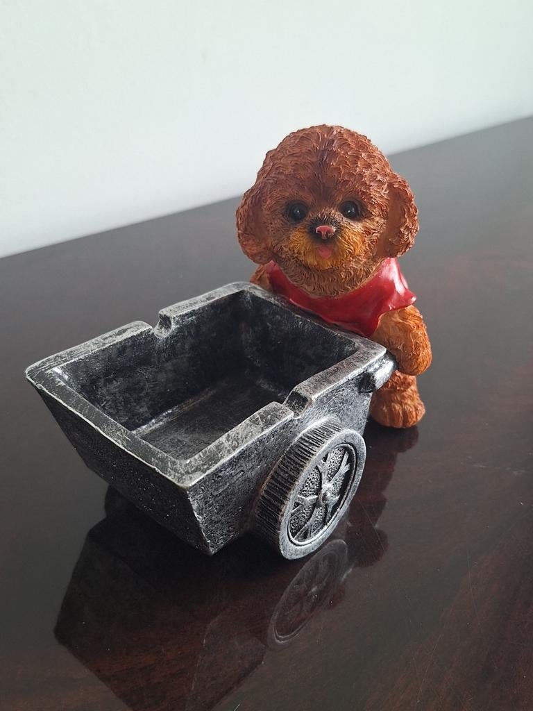 Decoratieve asbak met schattige hond figuur, Overige materialen, Minder dan 50 cm, Nieuw, Minder dan 50 cm