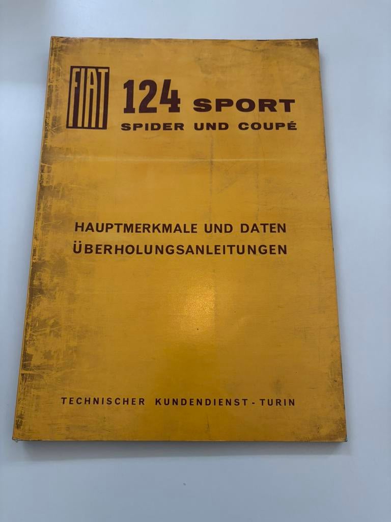 Handleidingboek van Fiat 124 sport, Auto diversen, Handleidingen en Instructieboekjes, Ophalen of Verzenden