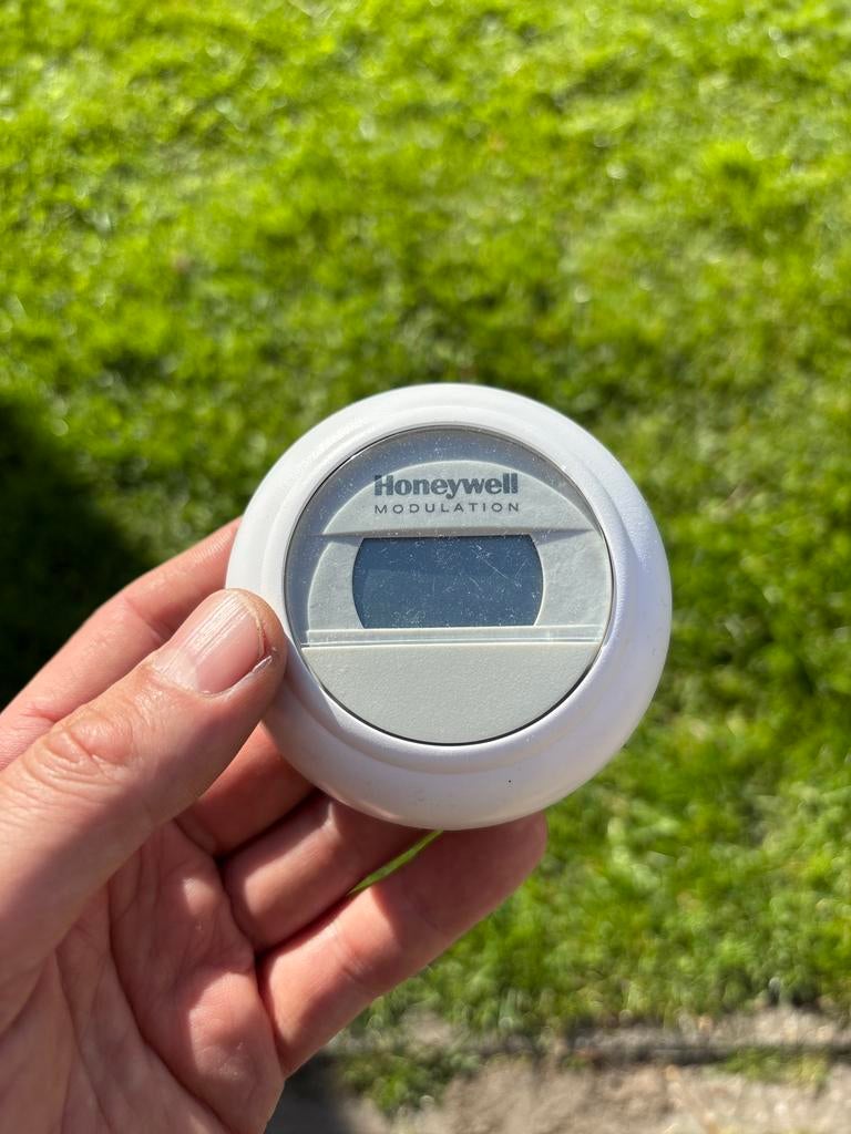 Honeywell modulerende thermostaat, Ophalen, Gebruikt