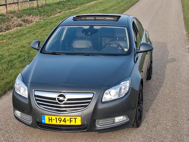 Opel Insignia 2.8Turbo OPC 4x4 Automaat 2012 Luxe uitvoering, Auto's, Opel, Particulier, Insignia, 4x4, ABS, Achteruitrijcamera
