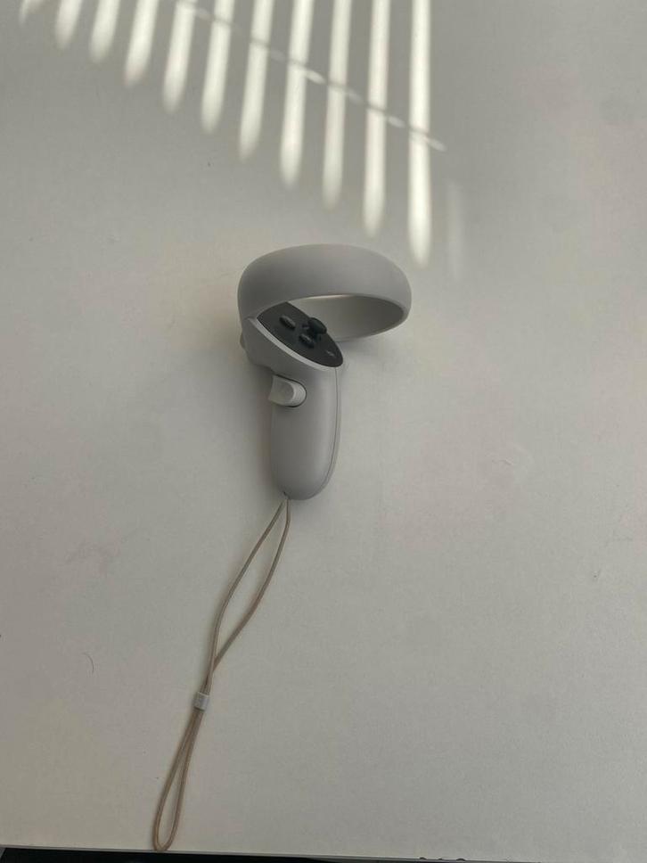 Oculus Quest 2 VR-bril zonder oplader, Spelcomputers en Games, Virtual Reality, Gebruikt, Overige platformen, VR-bril, Ophalen of Verzenden