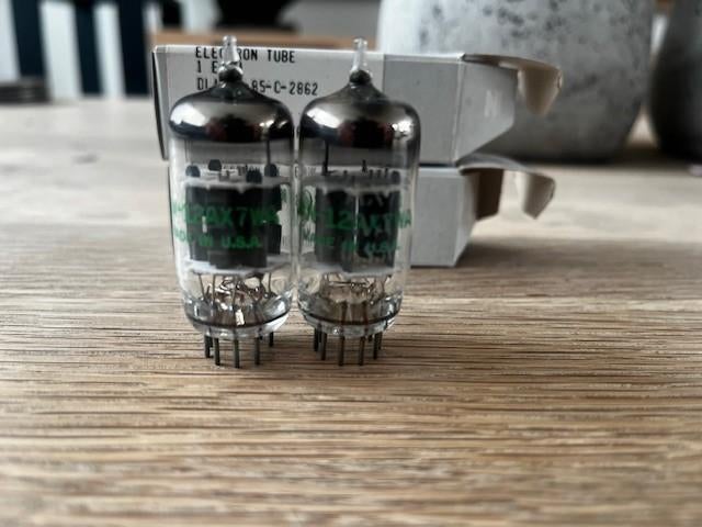 General Electric 12ax7WA NOS, Ophalen of Verzenden, Buis of Buizen