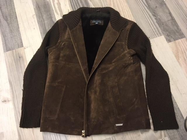 Suede kinderjasje in 2 maten verkrijgbaar, Kinderen en Baby's, Ophalen of Verzenden, Zo goed als nieuw, Chevignon, Jongen of Meisje