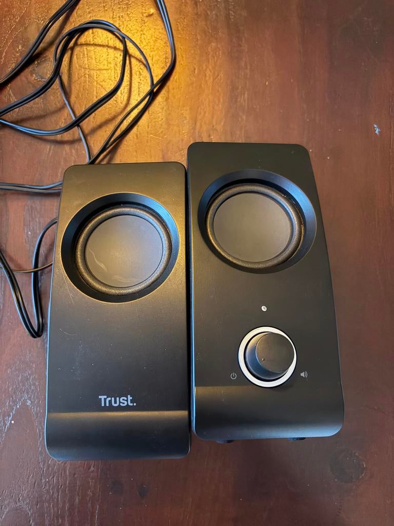 Trust pc speakers, Ophalen of Verzenden, Gebruikt, Audiokanaal 2