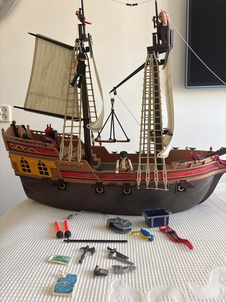 Playmobil  5135 Piratenschip met accessoires en figuren, Ophalen of Verzenden, Gebruikt, Complete set