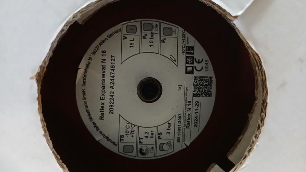 Reflex Expansievat N18 - Nieuw in doos, Ophalen of Verzenden