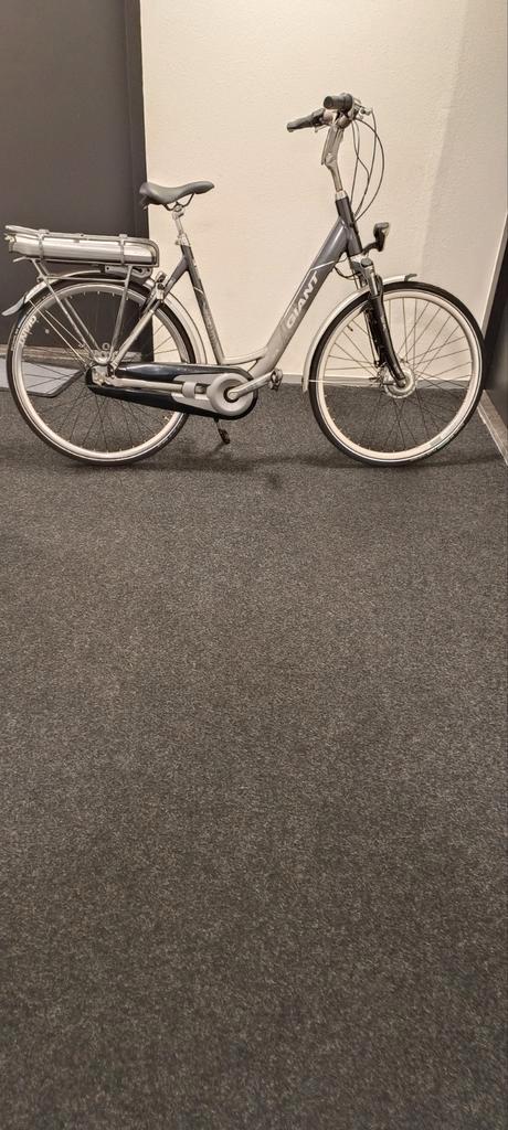 Giant twist go+. (Hybrid Cycling technologie), Fietsen en Brommers, Fietsen | Dames | Damesfietsen, Zo goed als nieuw, Giant, Versnellingen