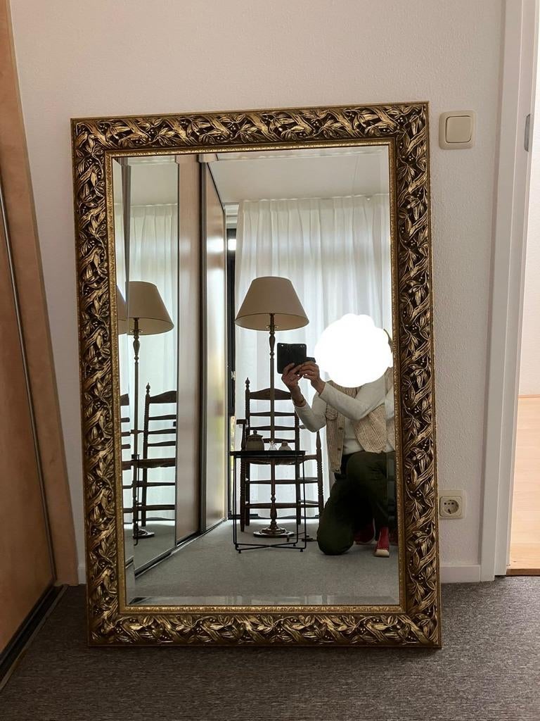 Grote spiegel met prachtige lijst, Ophalen