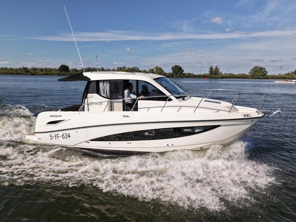 QUICKSILVER 905 Activ Weekend (bj 2019), Watersport en Boten, Gebruikt, Overige brandstoffen, 9 tot 12 meter, 50 pk of meer