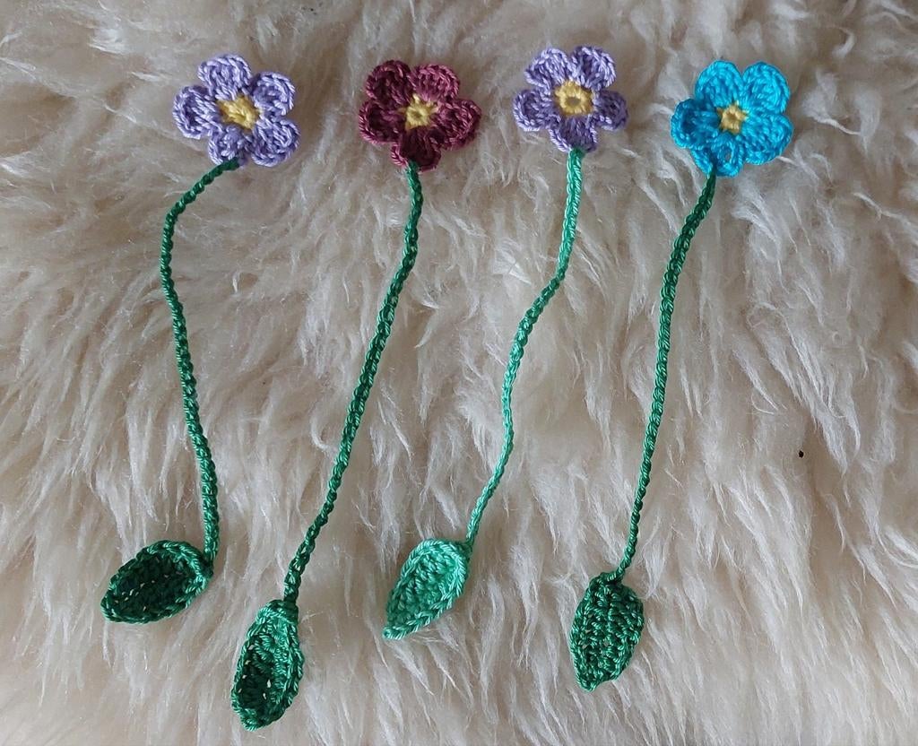 Gehaakte boekenlegger leeslint bloemetje, Ophalen of Verzenden, Nieuw