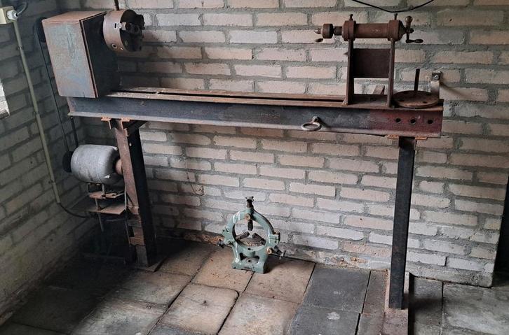 Oude Houtdraaibank - Ambachtelijk en Robuust, Doe-het-zelf en Verbouw, Draaibanken, Gebruikt, Houtdraaibank, 500 tot 1000 mm, Ophalen