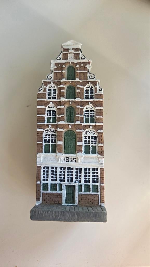 Miniatuur Amsterdams Grachtenpand 1635, Verzamelen, Beelden en Beeldjes, Ophalen of Verzenden, Nieuw, Overige typen