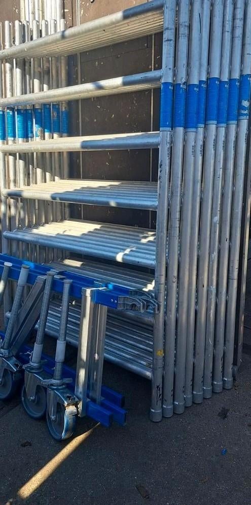Te koop gekeurde asc rolsteiger werkhoogte ruim 9 meter, Doe-het-zelf en Verbouw, Steigers, Asc, Ophalen of Verzenden, Rolsteiger of Kamersteiger