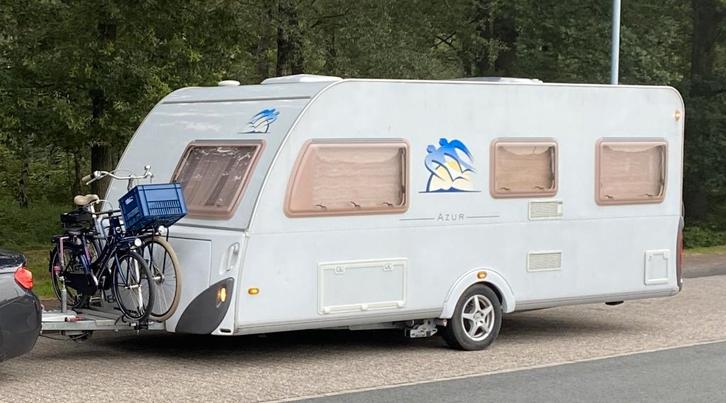 Knaus Azur 500FU, Caravans en Kamperen, Caravans, Particulier, tot en met 4, 1000 - 1250 kg, Rondzit, Knaus, Frans bed, Lengtebed