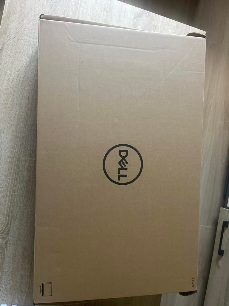 DELL C Series nieuw in doos!!, Ophalen, HD, In hoogte verstelbaar, Zo goed als nieuw