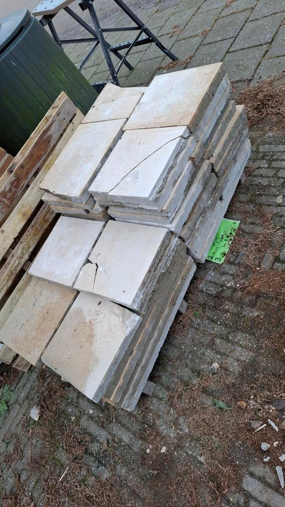 Gratis restpartij stenen 30x60 gebroken en heel gemengd, Tuin en Terras, Tegels en Klinkers, Ophalen of Verzenden, Beton, Klinkers