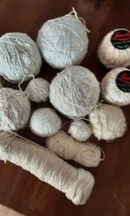 Wol paket Gebroken wit gemêleerd haakgaren / wolbolletjes, Ophalen of Verzenden, Gebruikt, Breien of Haken, Wol of Garen