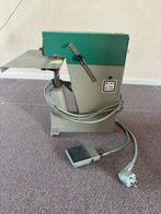 Elektrische nietmachine – Nagel Rinak met voetpedaal, Ophalen, Gebruikt