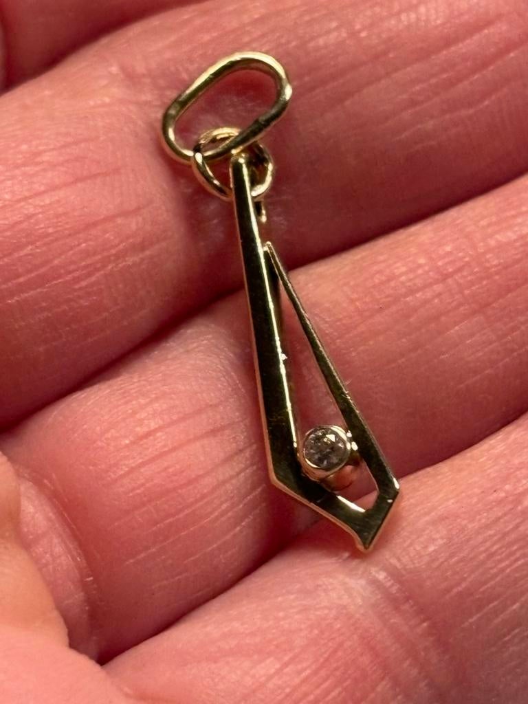 14 Karaat Gouden Hanger met Zirconia 2 gram, Overige voorstellingen, Ophalen of Verzenden, Zo goed als nieuw, Goud
