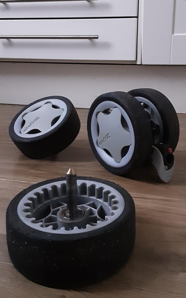 Quinny Zapp kinderwagen buggy wielen set, Ophalen of Verzenden