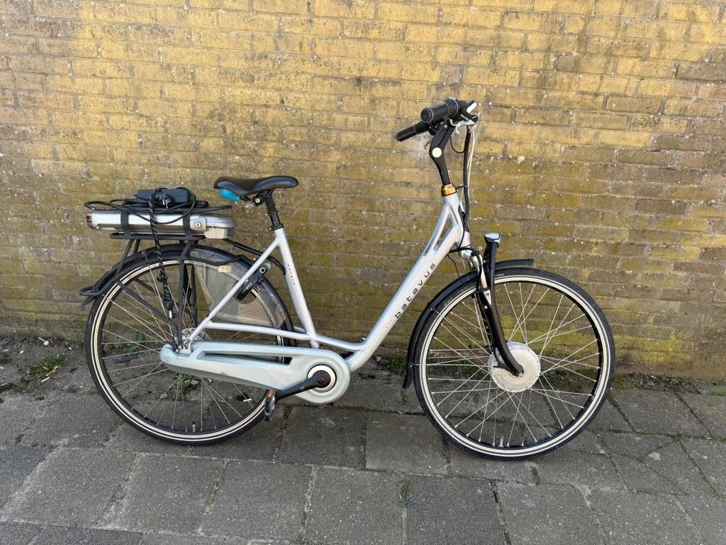 Keurige batavus e-go monaco 2018 goede accu, Fietsen en Brommers, Elektrische fietsen, Ophalen, Batavus, Zo goed als nieuw, 51 tot 55 cm