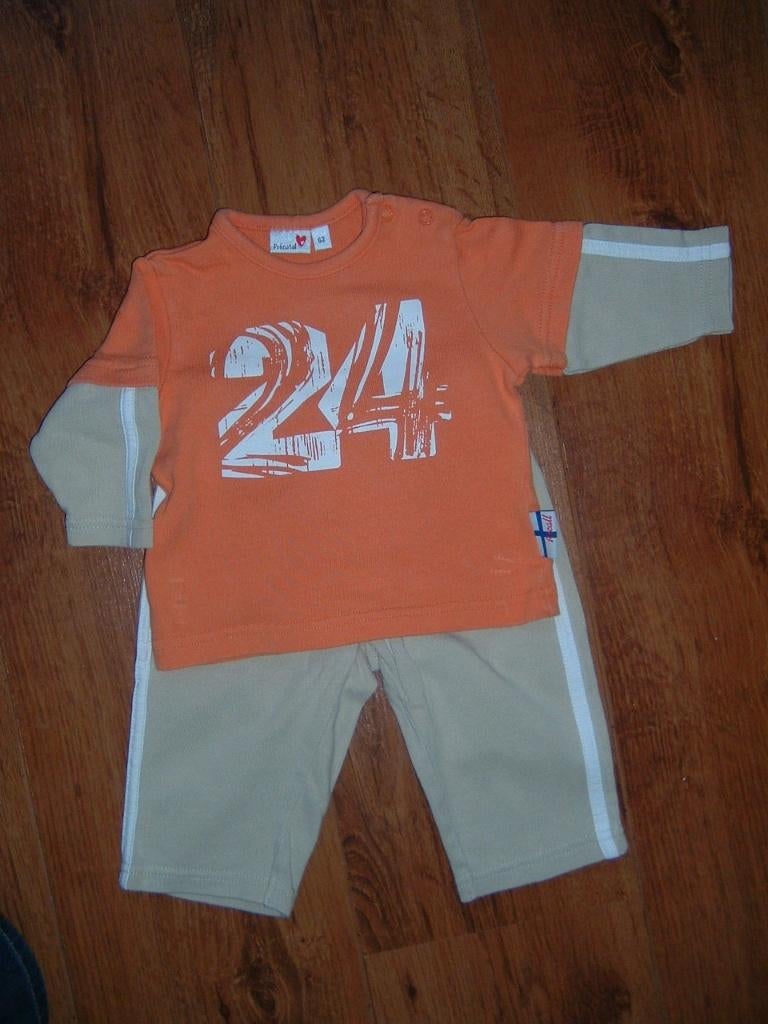 sportief oranje / beige pakje maat 62 Prenatal, Kinderen en Baby's, Babykleding | Maat 62, Ophalen, Zo goed als nieuw, Prenatal