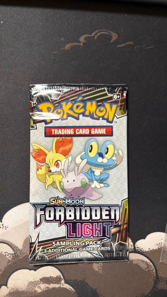 Sun & Moon Forbidden Light, Ophalen, Zo goed als nieuw