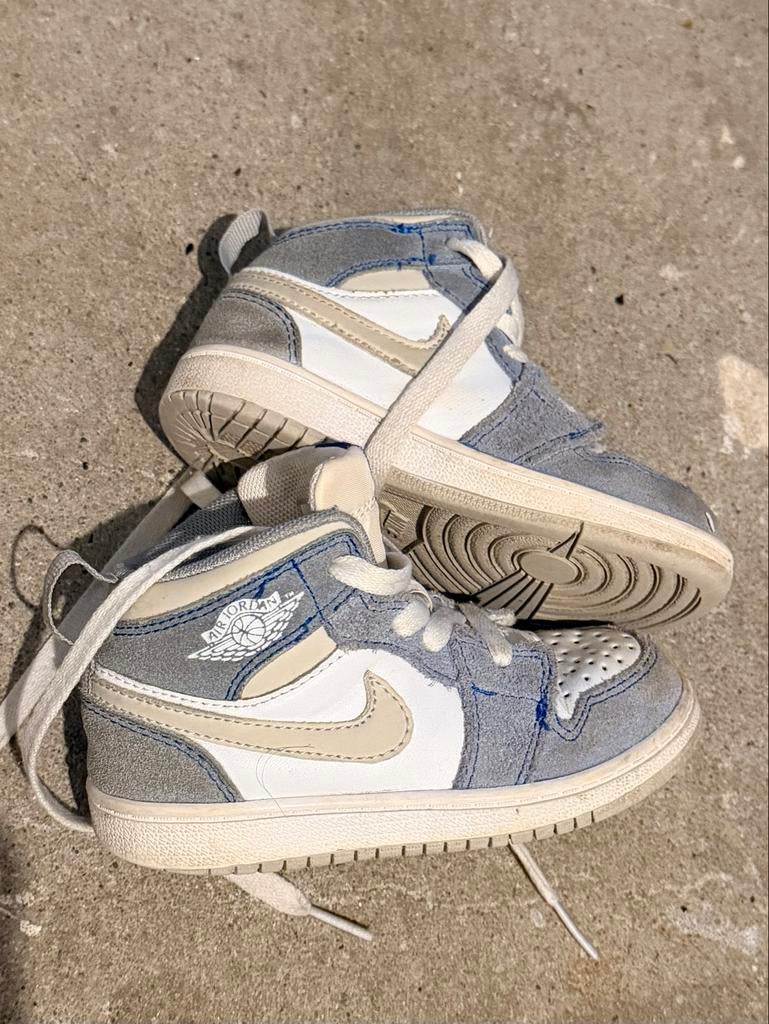 Jordan schoenen maat 28, Kinderen en Baby's, Kinderkleding | Schoenen en Sokken, Ophalen of Verzenden, Gebruikt, Jongen of Meisje