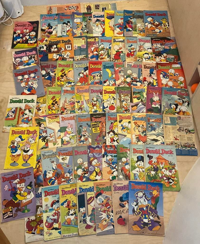 70+  Donald Ducks, Europa, Ophalen of Verzenden, Zo goed als nieuw, Meerdere comics