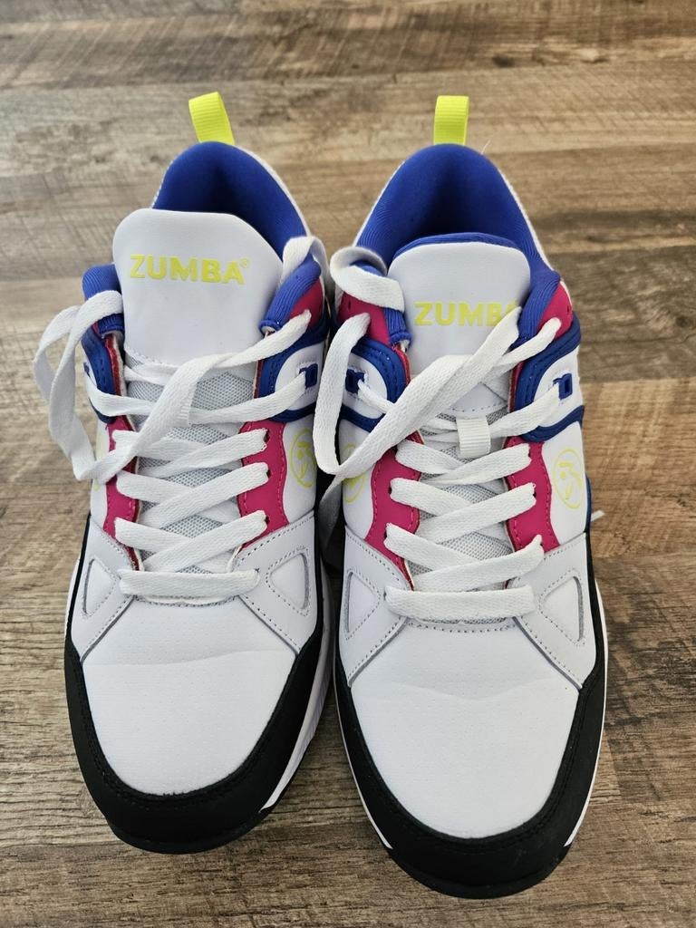 Zumba Train Street zumbaschoenen Maat 40 (8,5), Ophalen of Verzenden, Nieuw, Schoenen