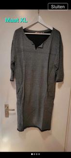 Moscow jurk grijs maat XL, Kleding | Dames, Jurken, Ophalen of Verzenden