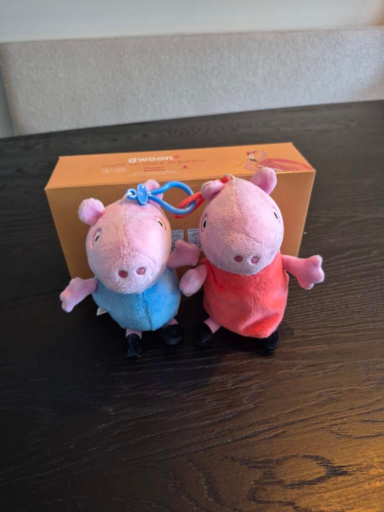 Peppa Pig & George sleutelhanger knuffels met opbergvakje, Overige typen, Ophalen of Verzenden, Meerkleurig, Klein (minder dan 20 cm)