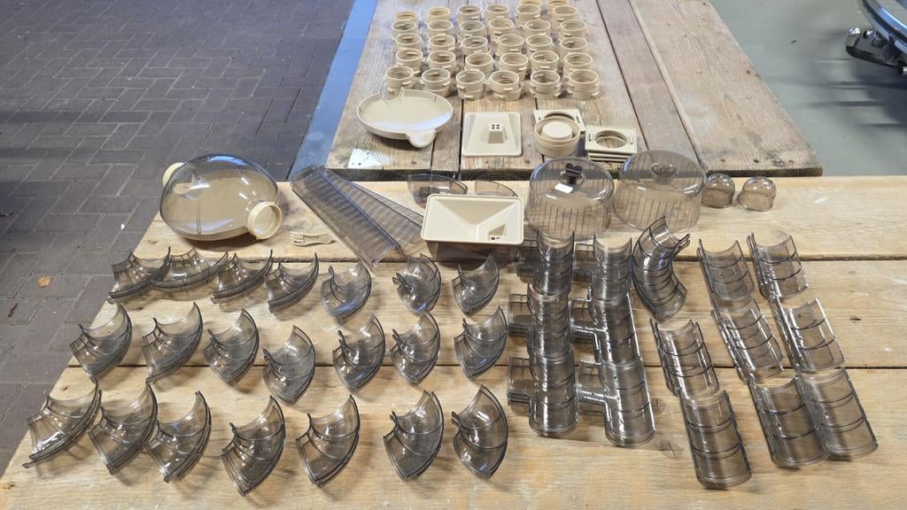 Sputnik. Buizen. Loopwielen, vele kleuren, Minder dan 60 cm, Kooi, Minder dan 75 cm, Ophalen of Verzenden