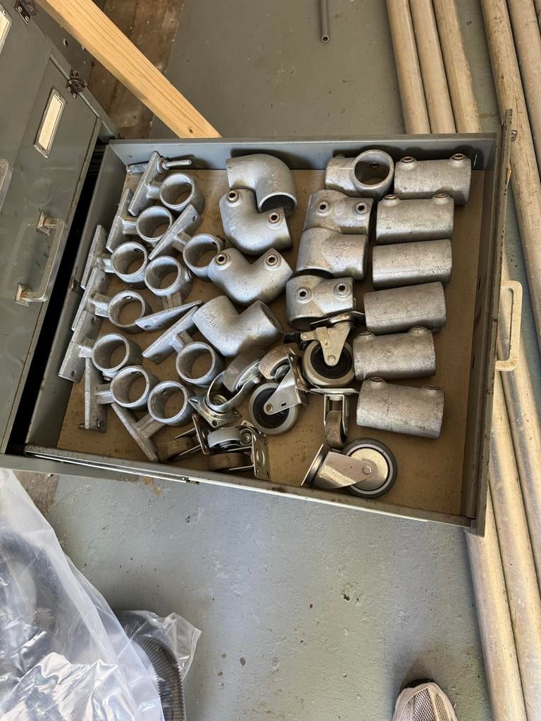 Steigerpijpen en hulpstukken, Gebruikt, 2 tot 4 meter, Aluminium, Ophalen of Verzenden