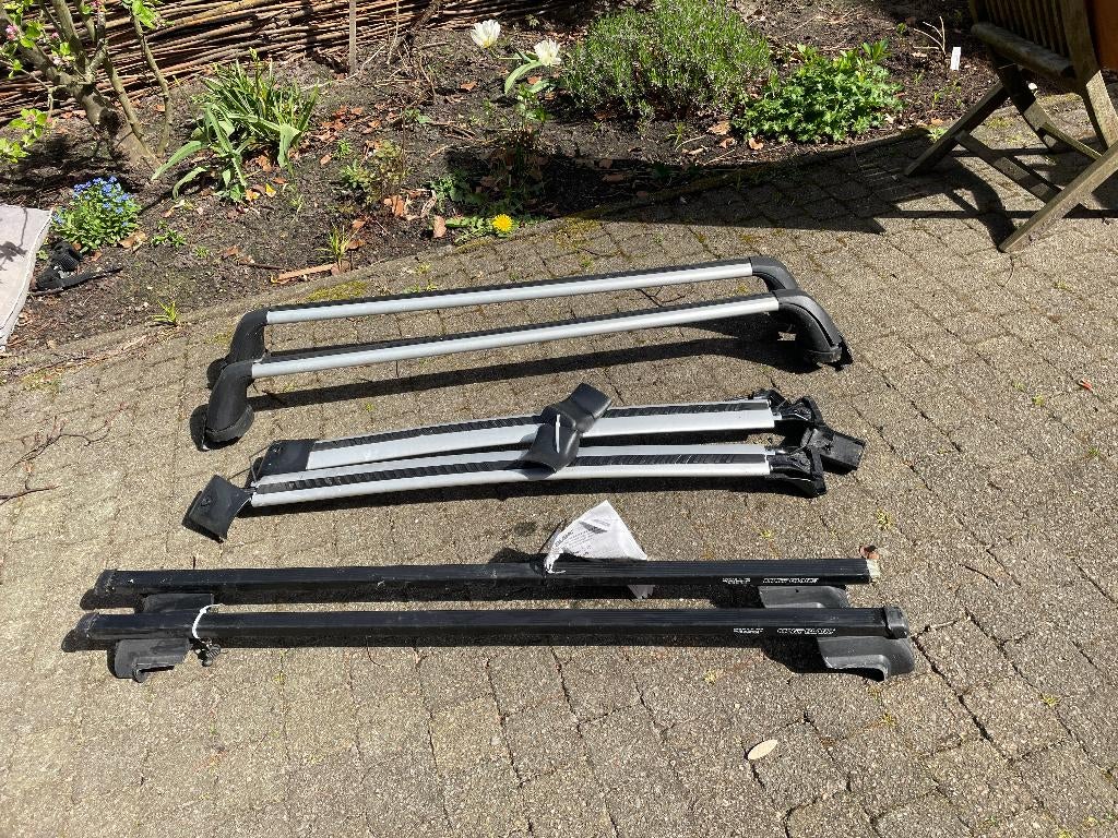 Dakdragers 3x - VOLVO 240 - VOLVO V70 - TOYOTA Cor Verso, Auto diversen, Dakdragers, Ophalen, Gebruikt