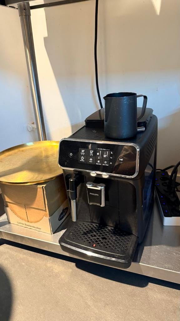 Philips 2200 Series EP2220/10 Koffiemachine, Witgoed en Apparatuur, Koffiezetapparaten, Afneembaar waterreservoir, Gebruikt, Koffiemachine