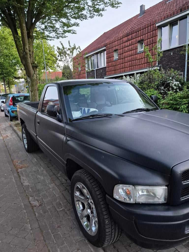 Dodge Ram 1500 generatie 2, Zwart, 5200 cc, Particulier, Te koop