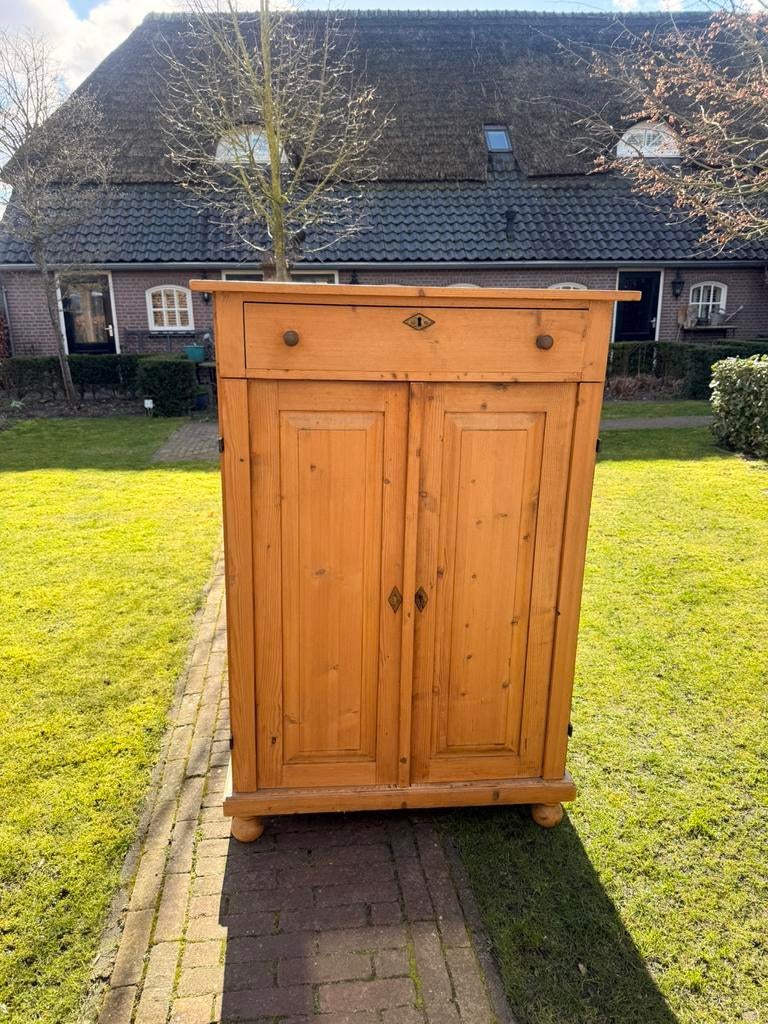 MEIDENKAST. OUD-GRENEN VINTAGE UIT DE SIXTIES., Ophalen, Gebruikt