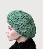 Baret zacht groen  Enschede, Kleding | Dames, Mutsen, Sjaals en Handschoenen, Verzenden, Maat 46/48 (XL) of groter, Nieuw, Handgemaakt